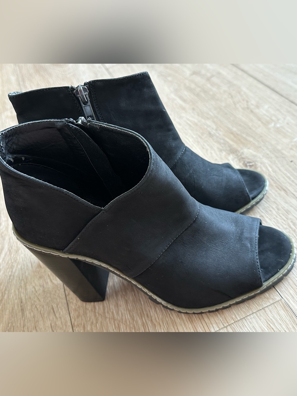 Kelsi Dagger Black Open-Toe Block Heel Ankle Booties - peep toe